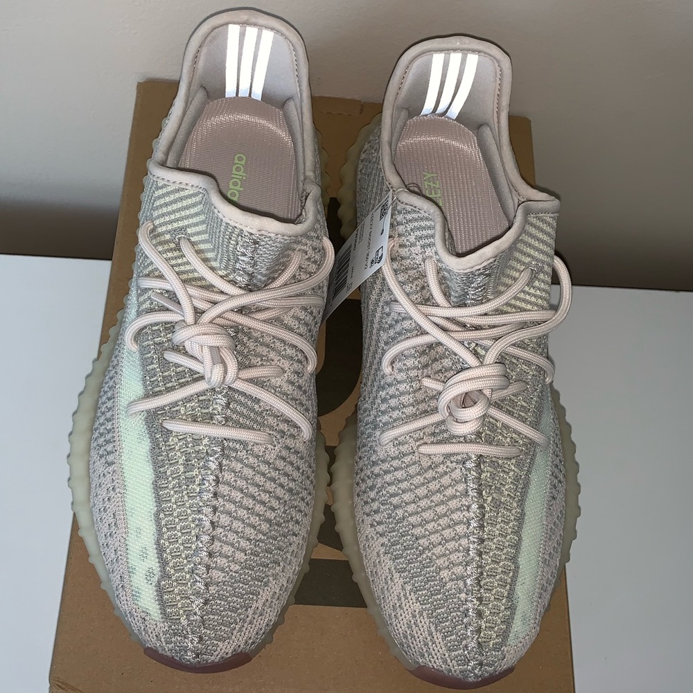 SOLD!Adidas YEEZY Boost 350 V2 Citrin